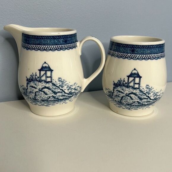Syracuse China Carefree Old Cathay Sugar Bowl and Creamer Set - Picture 3 of 7